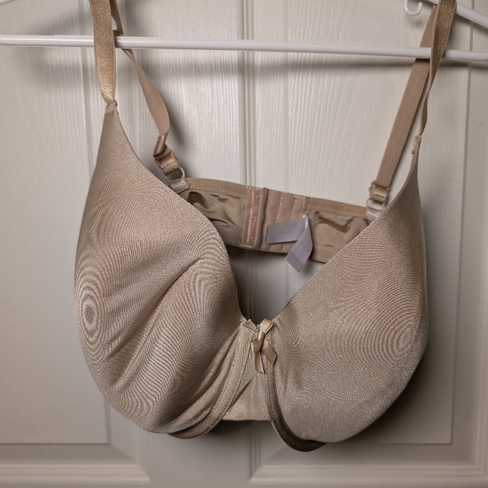 Secret Treasures Beige Underwire Lined Full Coverage Bra Size 42DD